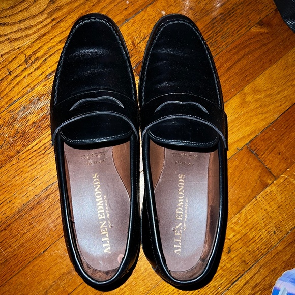 ALLEN EDMONDS BLACK LOAFERS, SIZE 10.5